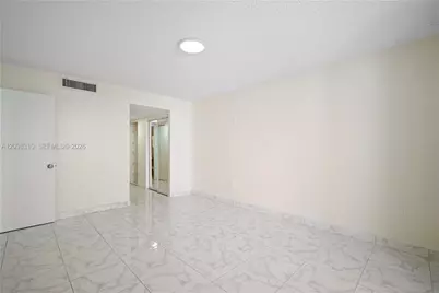 2750 NE 183rd St #PH06, Aventura, FL 33160 - Photo 20