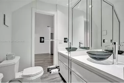 1000 NW N River Dr #6, Miami, FL 33136 - Photo 14