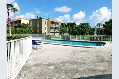 5241 Geneva Way #201, Doral, FL 33166 - Photo 14