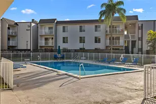 5241 Geneva Way, Doral, FL 33166 - Photo 16