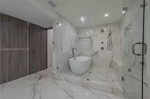 20405 NE 22nd Pl, Miami, FL 33180 - Photo 20