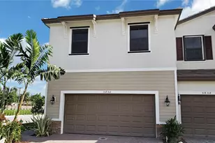 5850 Clydesdale Ct, Davie, FL 33314 - Photo 2