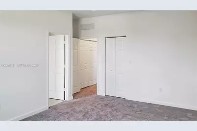 5850 Clydesdale Ct, Davie, FL 33314 - Photo 14
