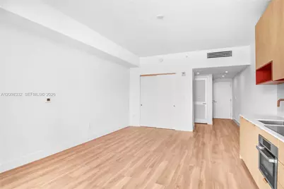 90 NE 32 #522, Miami, FL 33127 - Photo 14