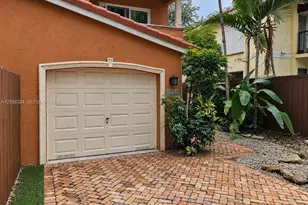 3280 Gifford Ln, Miami, FL 33133 - Photo 2