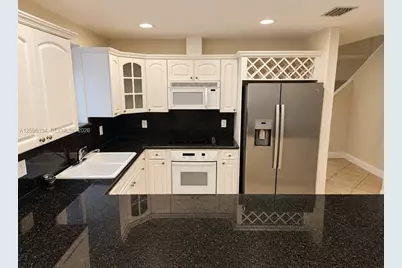 3280 Gifford Ln #3280, Miami, FL 33133 - Photo 6