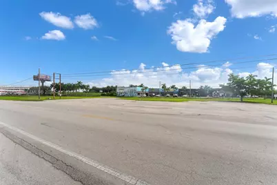 237 N Krome Ave, Florida City, FL 33034 - Photo 8
