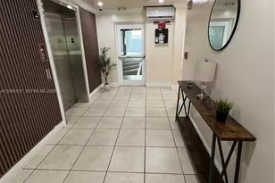 2415 NW 16th St Rd, Miami, FL 33125 - Photo 4