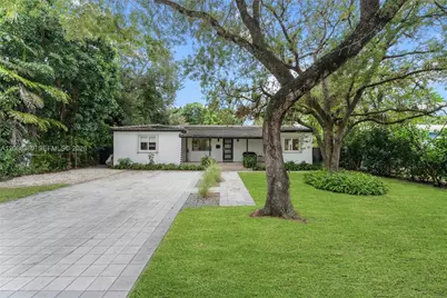 150 NW 99th St, Miami Shores, FL 33150 - Photo 2