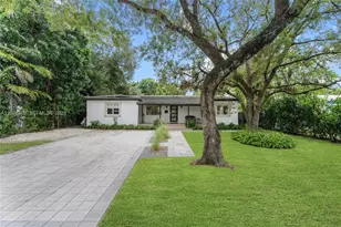 150 NW 99th St, Miami Shores, FL 33150 - Photo 2