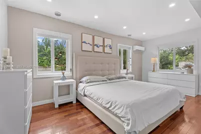 150 NW 99th St, Miami Shores, FL 33150 - Photo 12