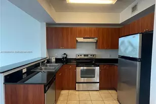 115 SW 11th St, Miami, FL 33130 - Photo 2