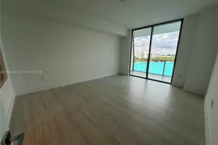 2411 Laguna Cir, North Miami, FL 33181 - Photo 6