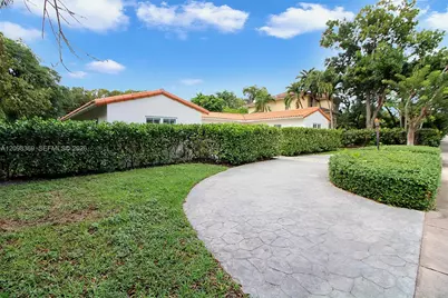 1110 Wallace St, Coral Gables, FL 33134 - Photo 4