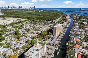 2461 NE 135th St, North Miami, FL 33181 - Photo 26