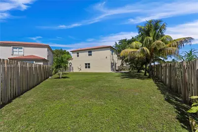 2001 NE 40th Rd #., Homestead, FL 33033 - Photo 24