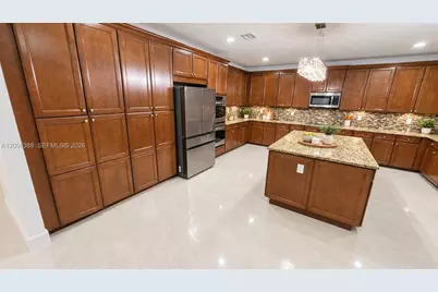 8870 NW 99th Ave #8870, Doral, FL 33178 - Photo 10