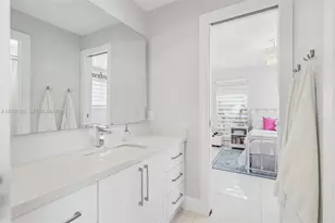305 SW 134th Ct, Miami, FL 33184 - Photo 38