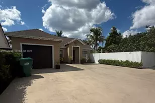 24862 SW 129th Pl, Homestead, FL 33032 - Photo 1