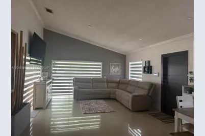 24862 SW 129th Pl, Homestead, FL 33032 - Photo 6
