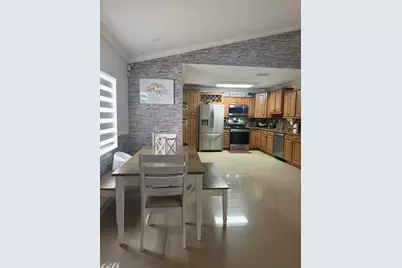 24862 SW 129th Pl, Homestead, FL 33032 - Photo 10