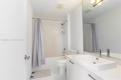 151 SE 1st St #1107, Miami, FL 33131 - Photo 10
