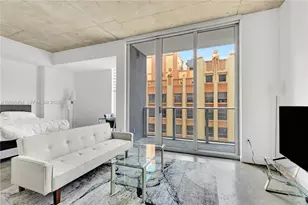 151 SE 1st St, Miami, FL 33131 - Photo 2