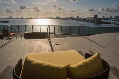 488 NE 18th St #3104, Miami, FL 33132 - Photo 8