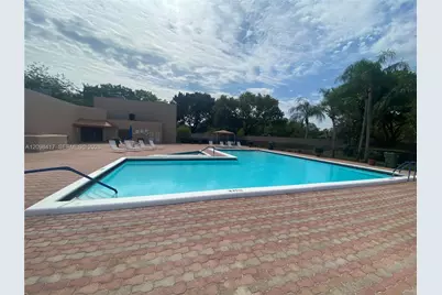 12286 NW 13th Ct, Pembroke Pines, FL 33026 - Photo 24