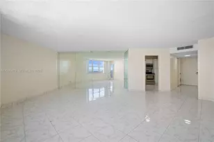 2750 NE 183rd St, Aventura, FL 33160 - Photo 10