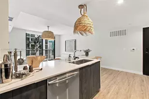 697 N Miami Ave, Miami, FL 33136 - Photo 12
