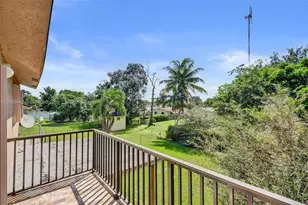 5120 SW 22nd St, West Park, FL 33023 - Photo 10