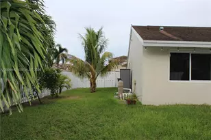681 Pine Ridge Terrace, Davie, FL 33325 - Photo 8