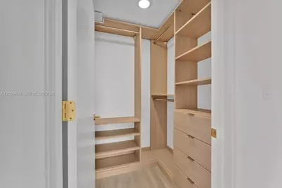 90 NE 32nd St #908, Miami, FL 33137 - Photo 12