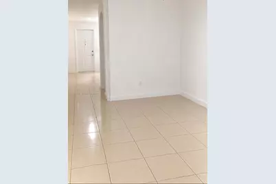 3050 NW 103rd Path, Doral, FL 33172 - Photo 4