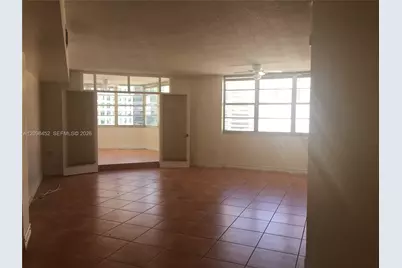 999 Brickell Bay Dr #1807, Miami, FL 33131 - Photo 16