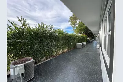 2300 Madison St #110, Hollywood, FL 33020 - Photo 12