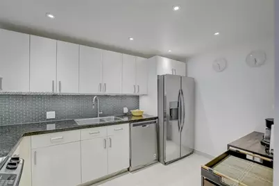 3375 N Country Club Dr #103, Aventura, FL 33180 - Photo 2