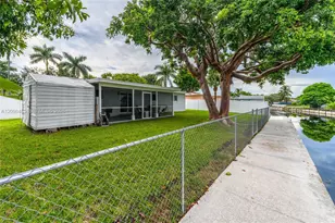1101 E River Dr, Margate, FL 33063 - Photo 36