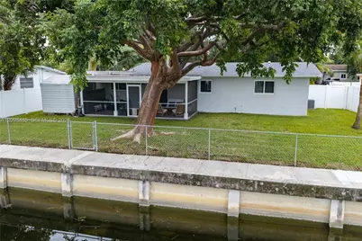 1101 E River Dr, Margate, FL 33063 - Photo 34