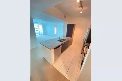 951 Brickell Ave #805, Miami, FL 33131 - Photo 8