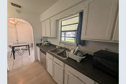 1687 SE Floresta Drive SE, Saint Lucie West, FL 34983 - Photo 32