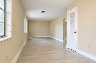 111 SE 4th Ave, Hallandale Beach, FL 33009 - Photo 4