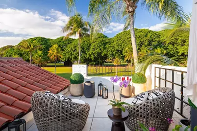 1234 S Greenway Dr, Coral Gables, FL 33134 - Photo 30