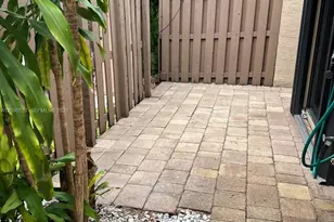 8102 SW 20th Ct, Davie, FL 33324 - Photo 22