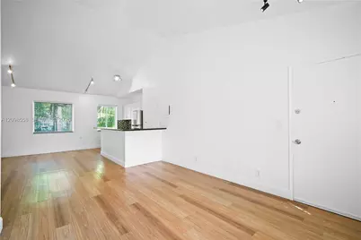 210 NE 51st #3, Miami, FL 33137 - Photo 6
