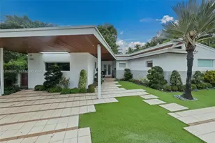 5815 N Bay Rd, Miami Beach, FL 33140 - Photo 4