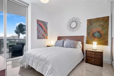 50 S Pointe Dr #704, Miami Beach, FL 33139 - Photo 8