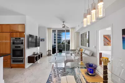 50 S Pointe Dr #704, Miami Beach, FL 33139 - Photo 1