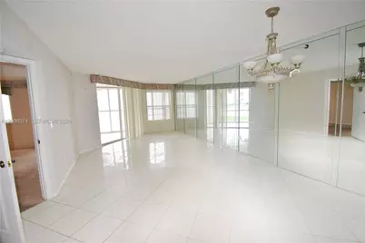 7807 Granville Dr #104, Tamarac, FL 33321 - Photo 6